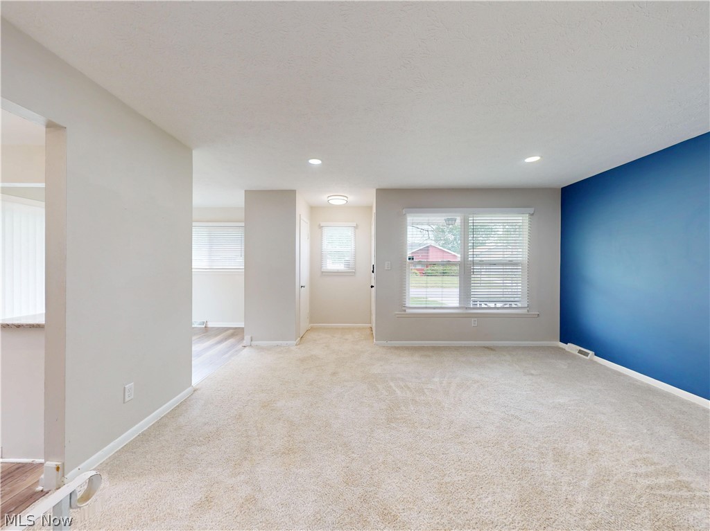 4323 Valleyside Road Cleveland OH 44135