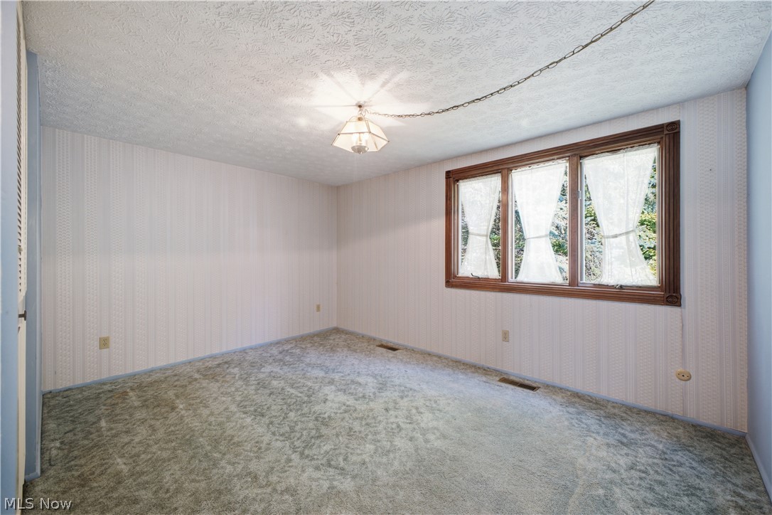 1343 Northfield Drive Mineral Ridge OH 44440
