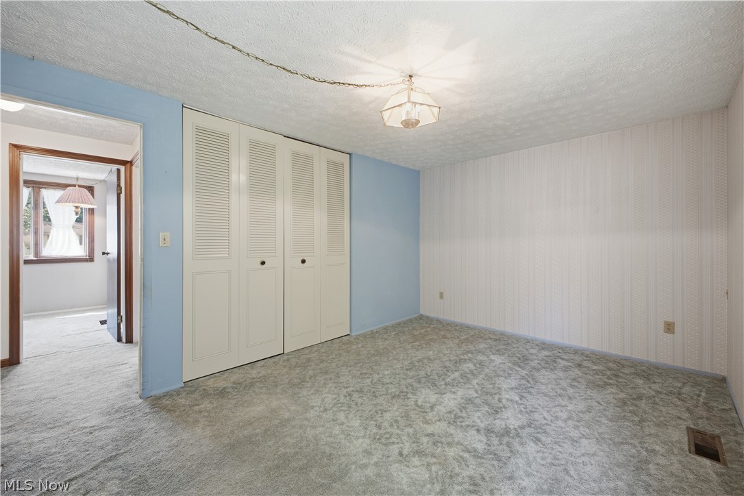 1343 Northfield Drive Mineral Ridge OH 44440