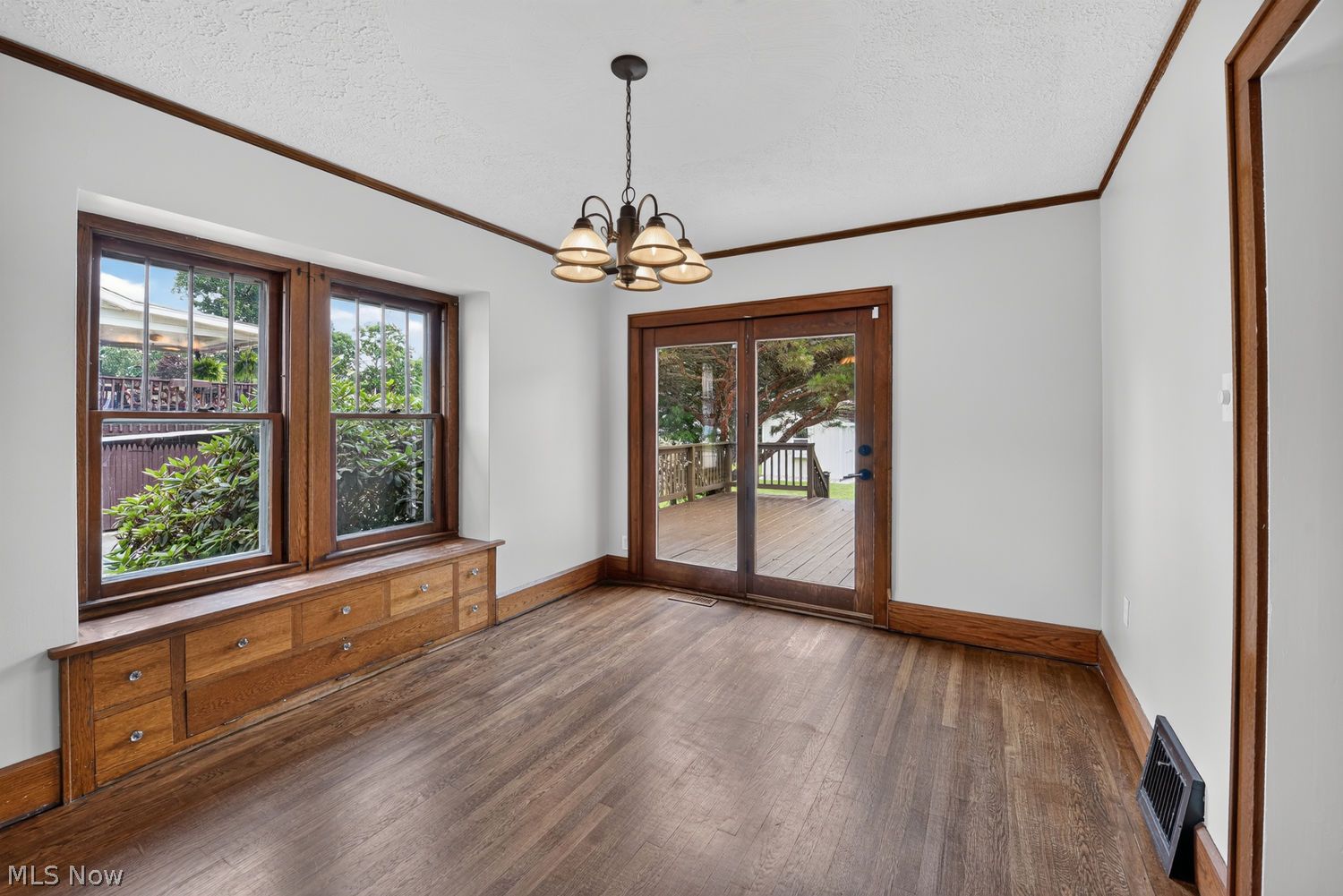 3958 Eleanor Avenue Mogadore OH 44260