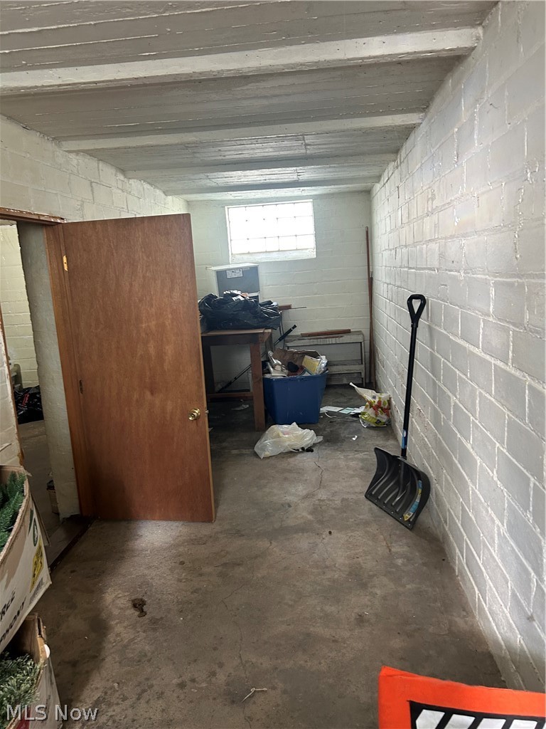 3292 W 128 Cleveland OH 44111