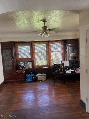 3292 W 128 Cleveland OH 44111