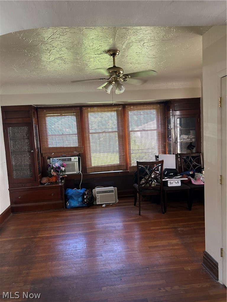 3292 W 128 Cleveland OH 44111