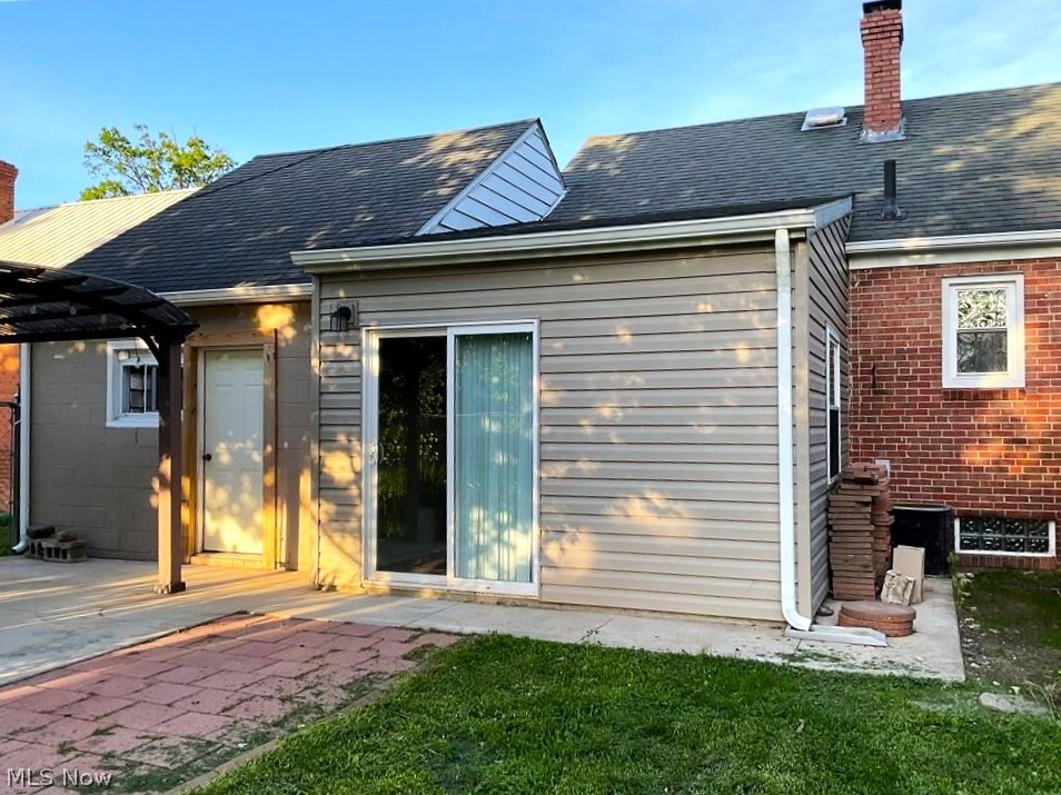 817 Broad Street Conneaut OH 44030