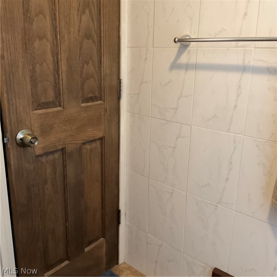817 Broad Street Conneaut OH 44030