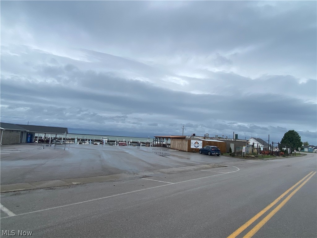 817 Broad Street Conneaut OH 44030