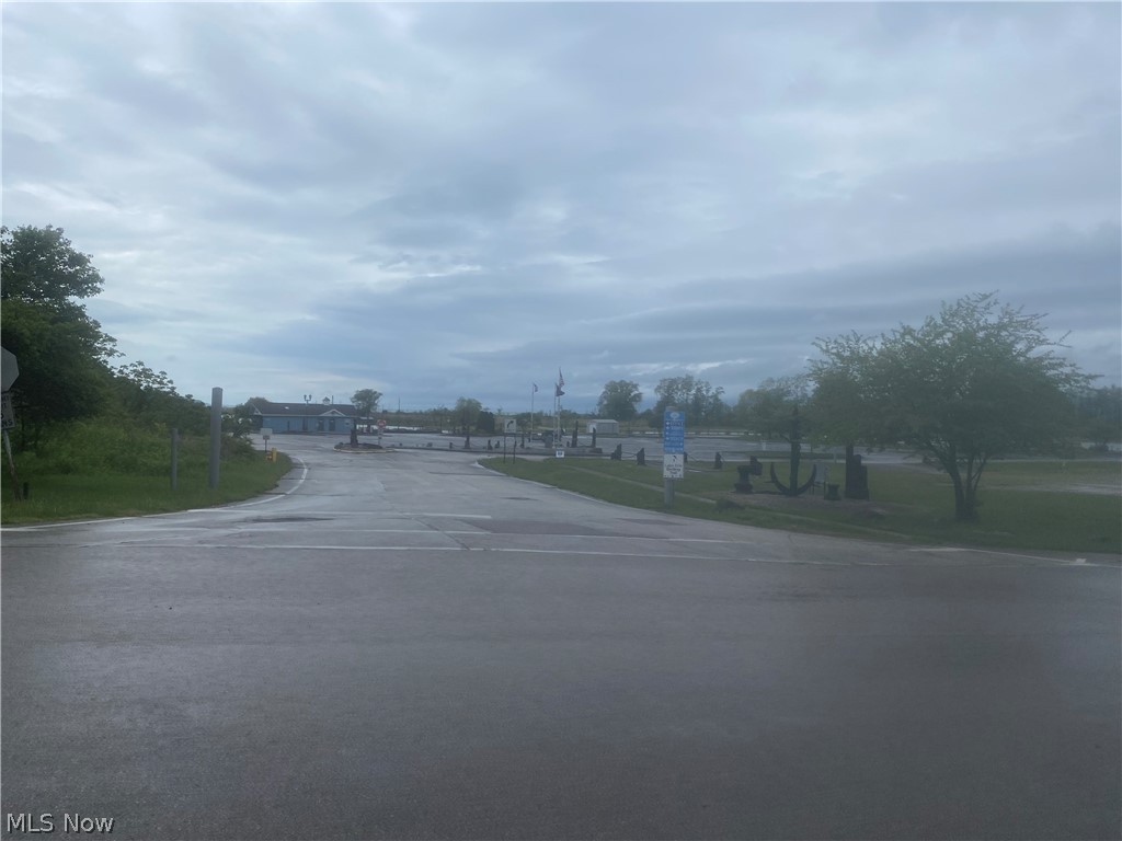 817 Broad Street Conneaut OH 44030