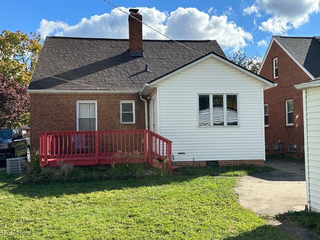 5926 Deering Avenue Parma Heights OH 44130