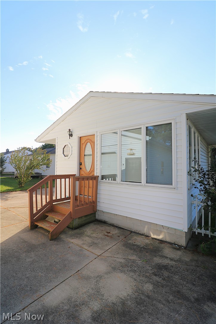 17 Welton Avenue Norwalk OH 44857