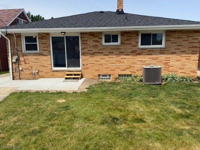 907 E 216th Street Euclid OH 44119