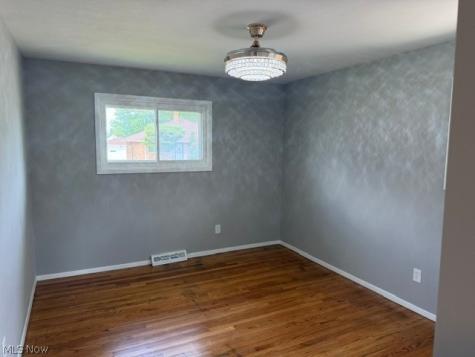 907 E 216th Street Euclid OH 44119