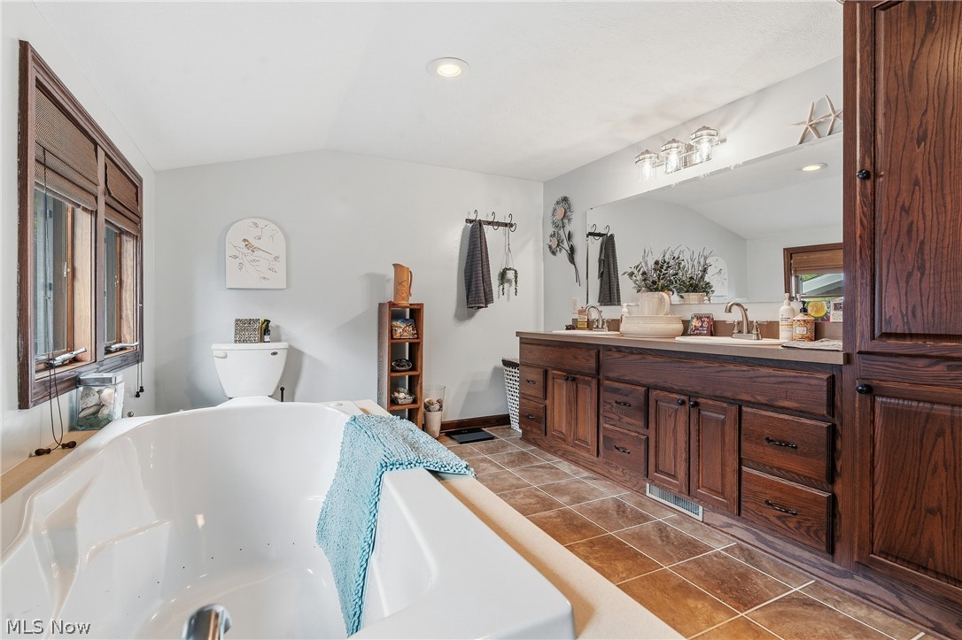 4225 Kidron Road Dalton OH 44618