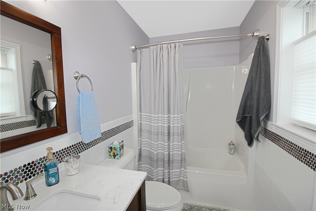 1531 N Compass Avenue Port Clinton OH 43452