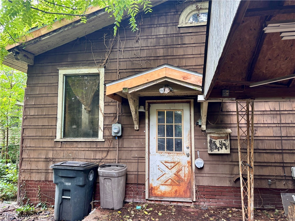1275 N Main Street Akron OH 44310
