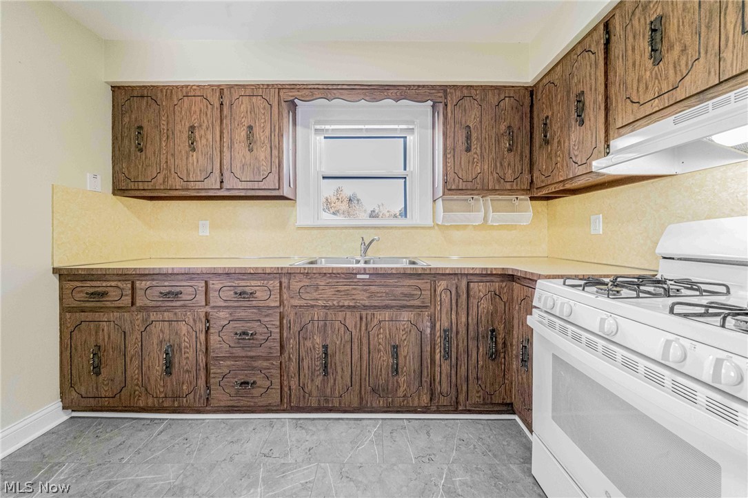 4684 Edgerton Road North Royalton OH 44133