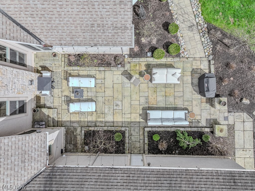 11565 Robin Wood Lane Chagrin Falls OH 44023