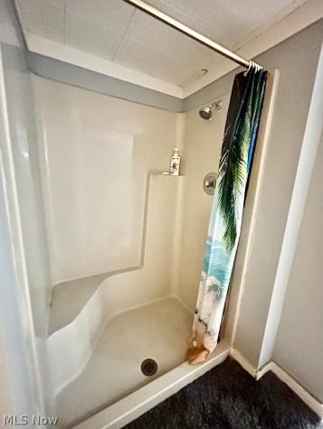 1785 Mitchells Lane Marietta OH 45750