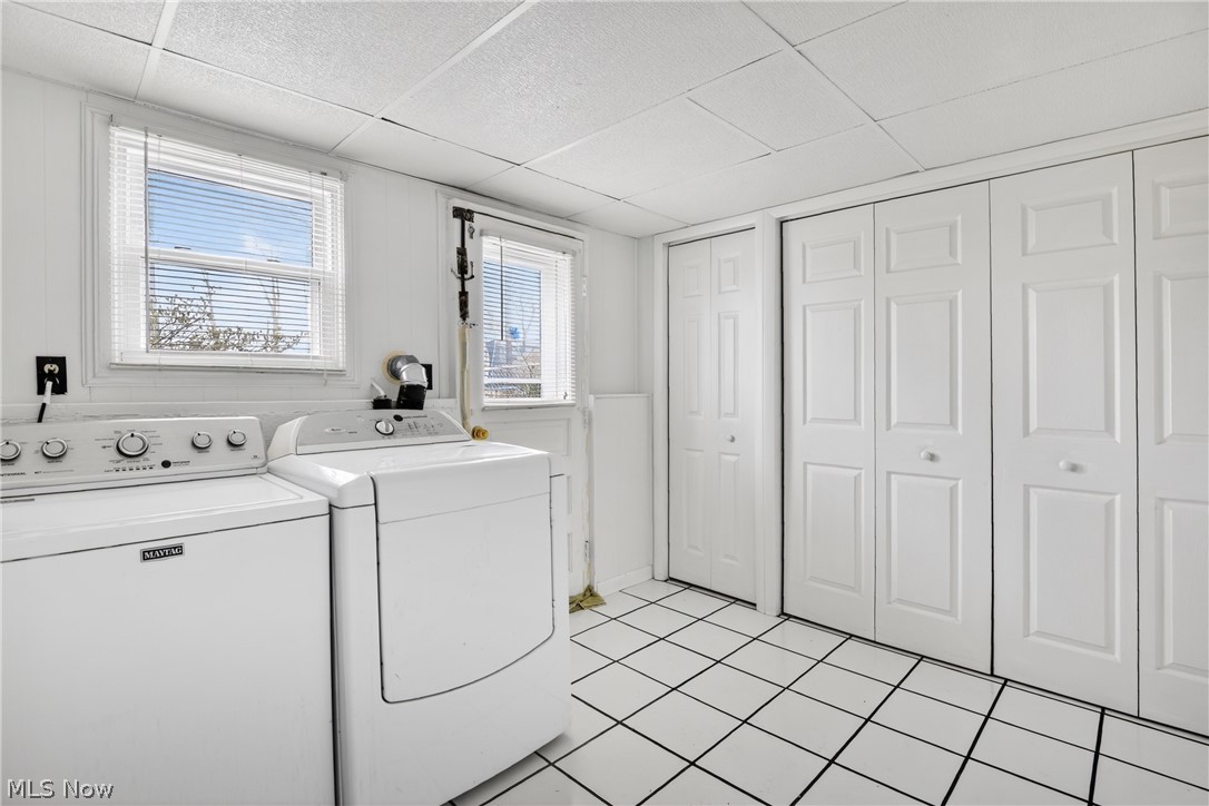 130 Robinwood Drive New Middletown OH 44442