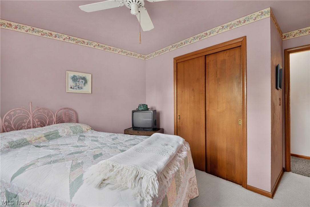 130 Robinwood Drive New Middletown OH 44442