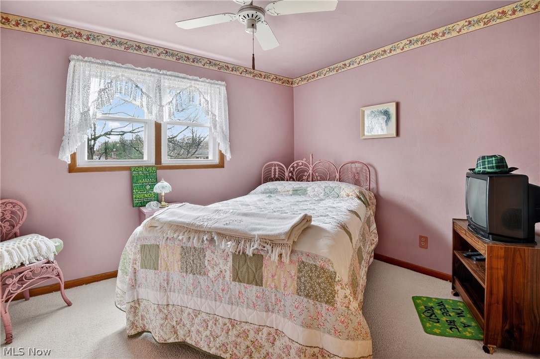 130 Robinwood Drive New Middletown OH 44442