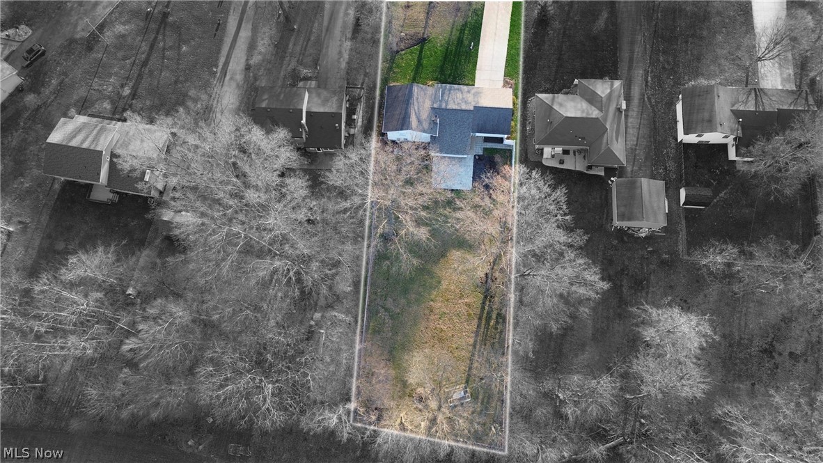 130 Robinwood Drive New Middletown OH 44442
