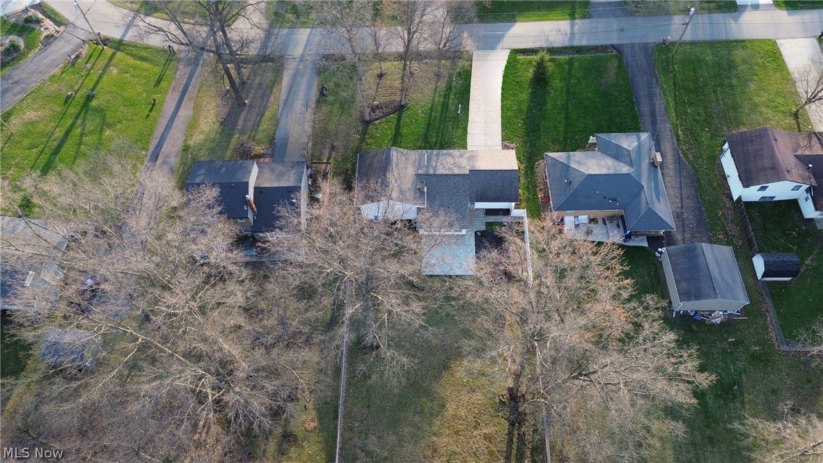 130 Robinwood Drive New Middletown OH 44442