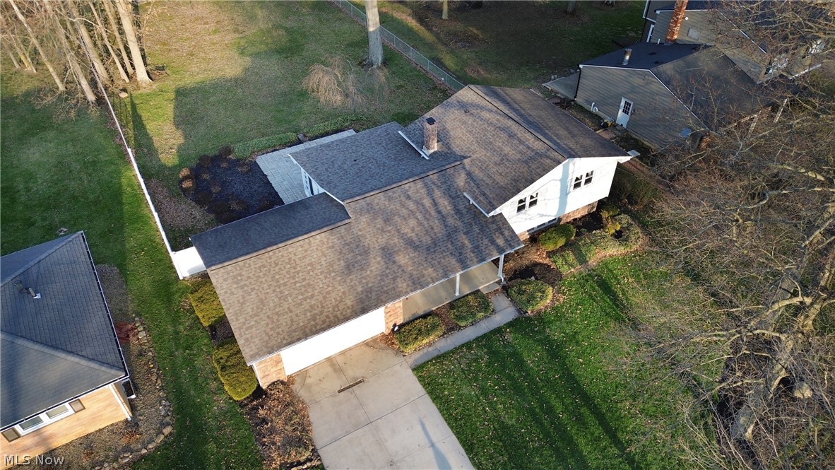 130 Robinwood Drive New Middletown OH 44442