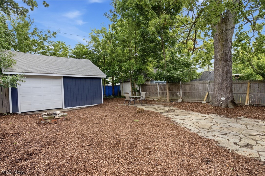 323 Denison Avenue Elyria OH 44035