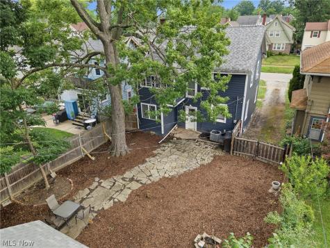 323 Denison Avenue Elyria OH 44035