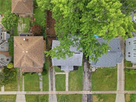 323 Denison Avenue Elyria OH 44035