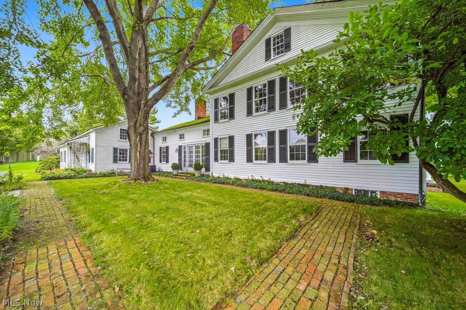 2171 Park West Road North Bloomfield OH 44450