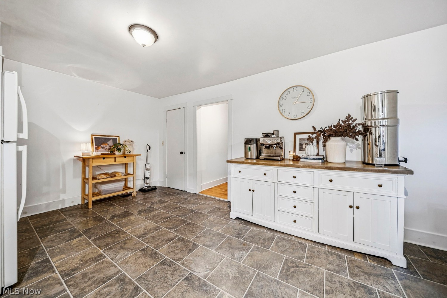 2171 Park West Road North Bloomfield OH 44450