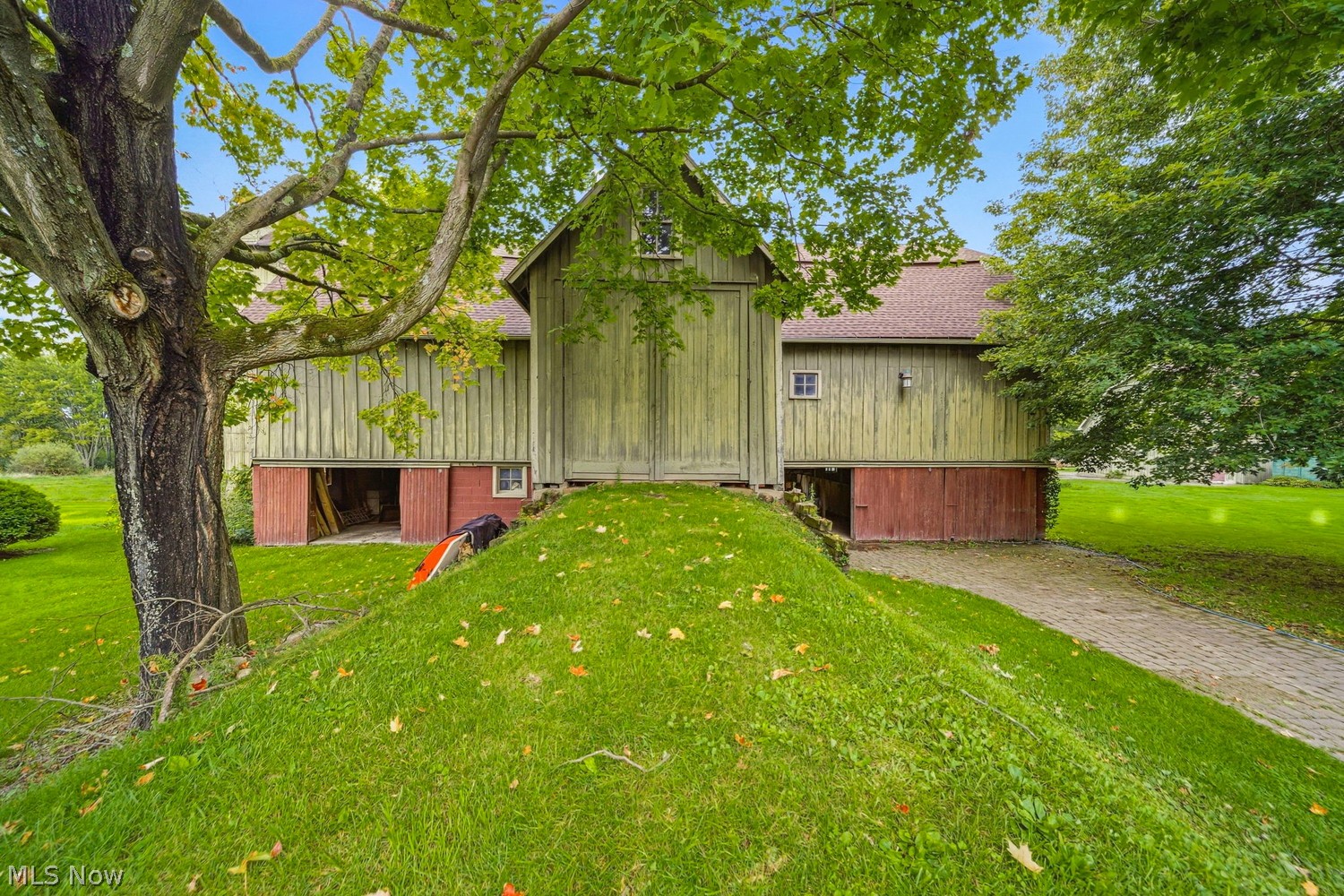 2171 Park West Road North Bloomfield OH 44450