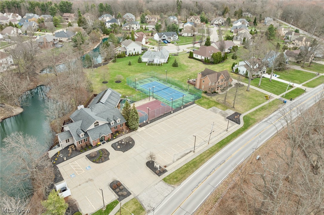 1235 Cherokee Path Vermilion OH 44089