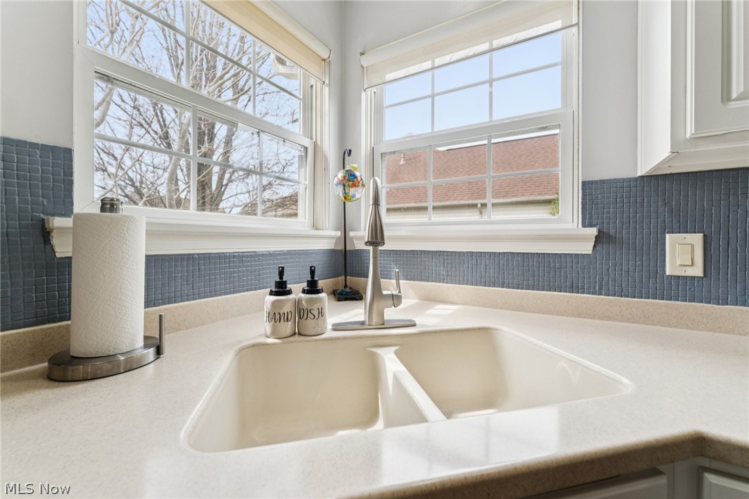 1235 Cherokee Path Vermilion OH 44089