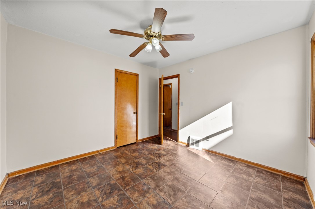 411 E 329th Street Willowick OH 44095