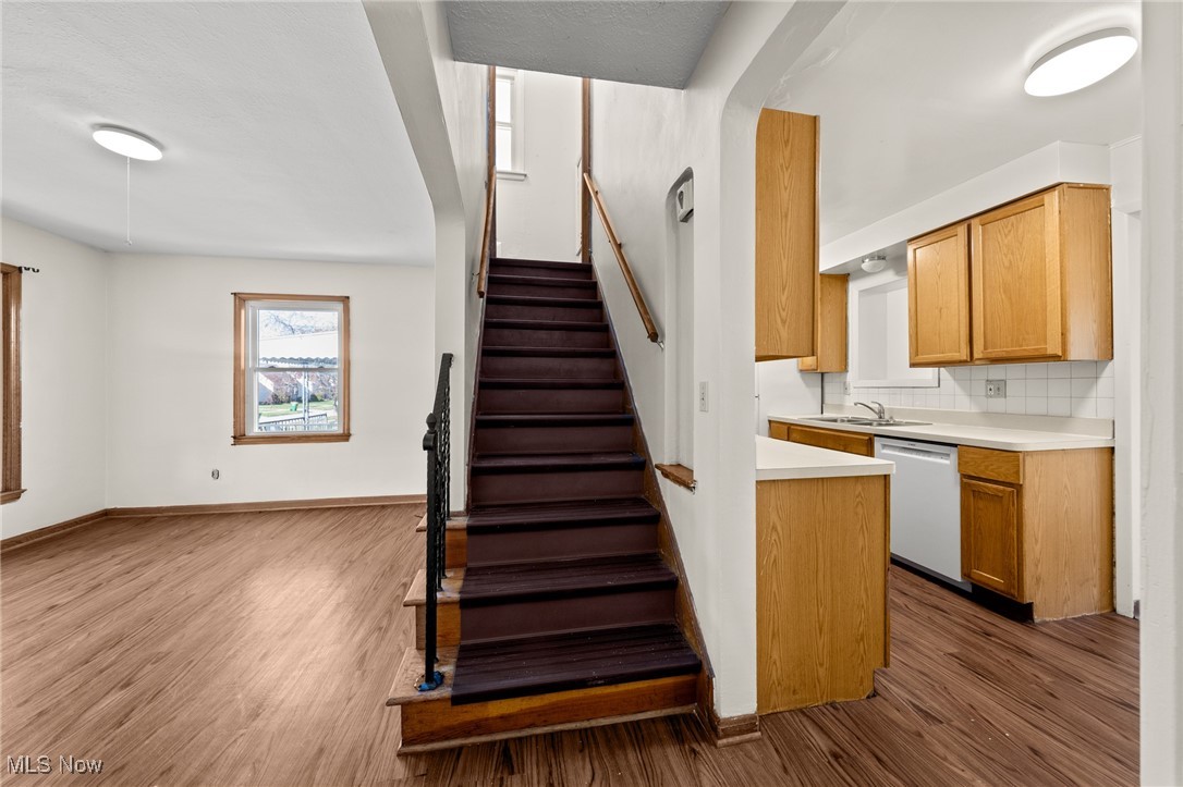 411 E 329th Street Willowick OH 44095