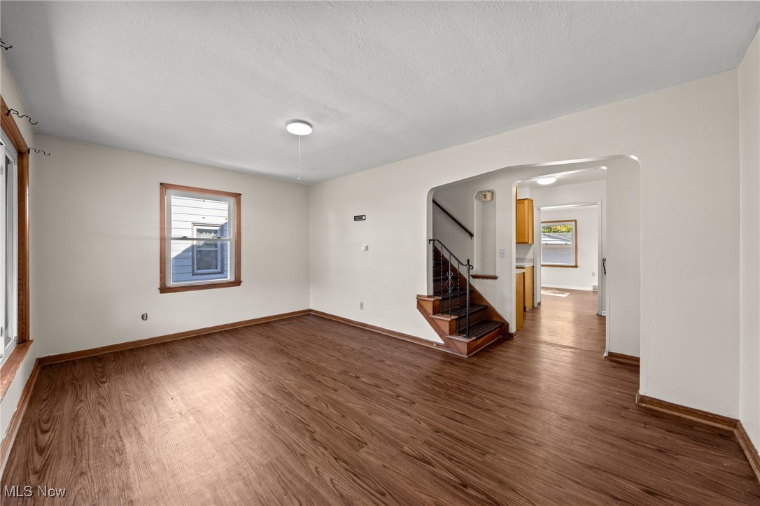 411 E 329th Street Willowick OH 44095