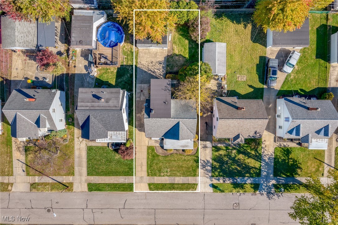 411 E 329th Street Willowick OH 44095