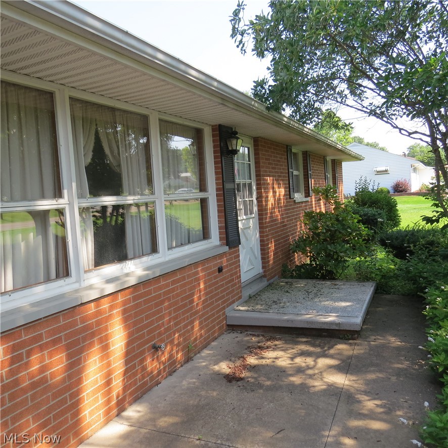 1165 Kensington Road NE Carrollton OH 44615