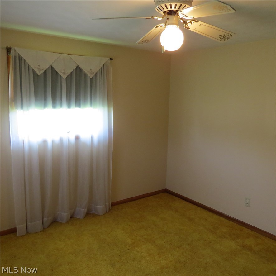 1165 Kensington Road NE Carrollton OH 44615