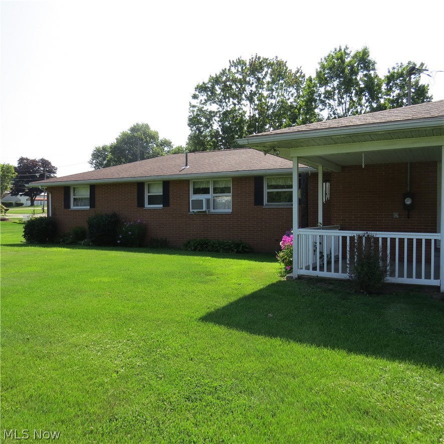 1165 Kensington Road NE Carrollton OH 44615