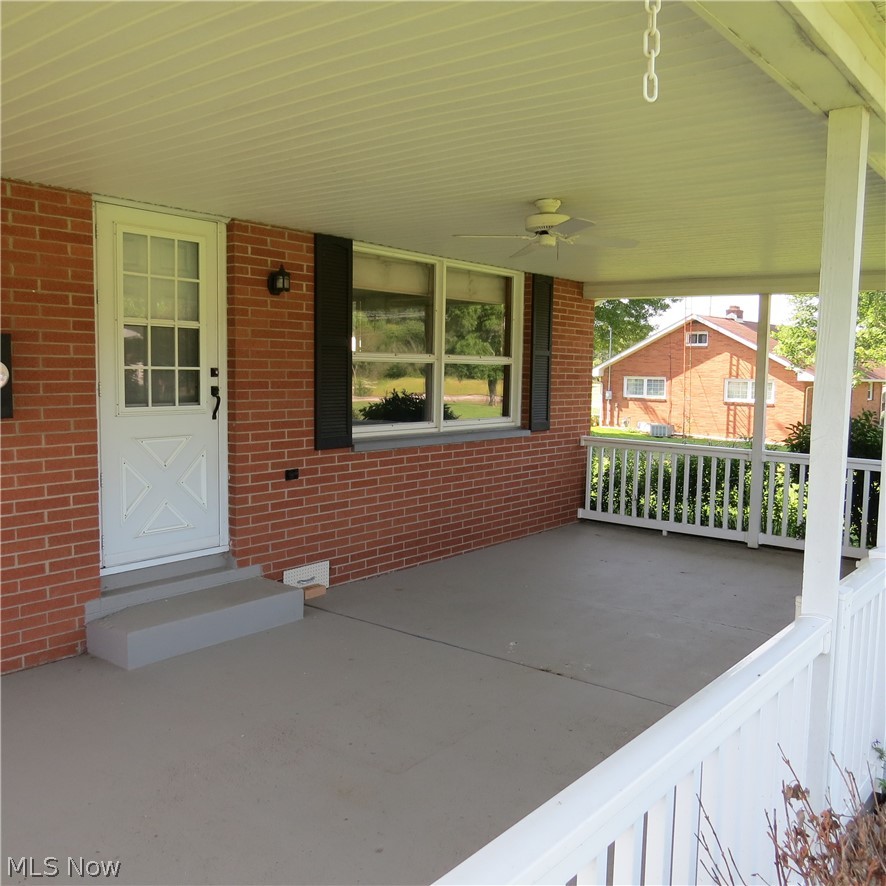 1165 Kensington Road NE Carrollton OH 44615