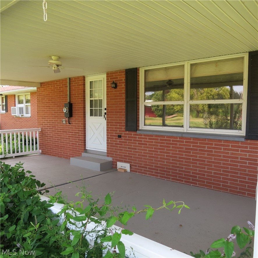1165 Kensington Road NE Carrollton OH 44615