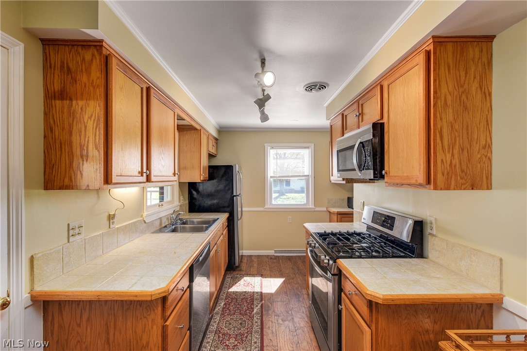 23216 Mildred Avenue North Olmsted OH 44070
