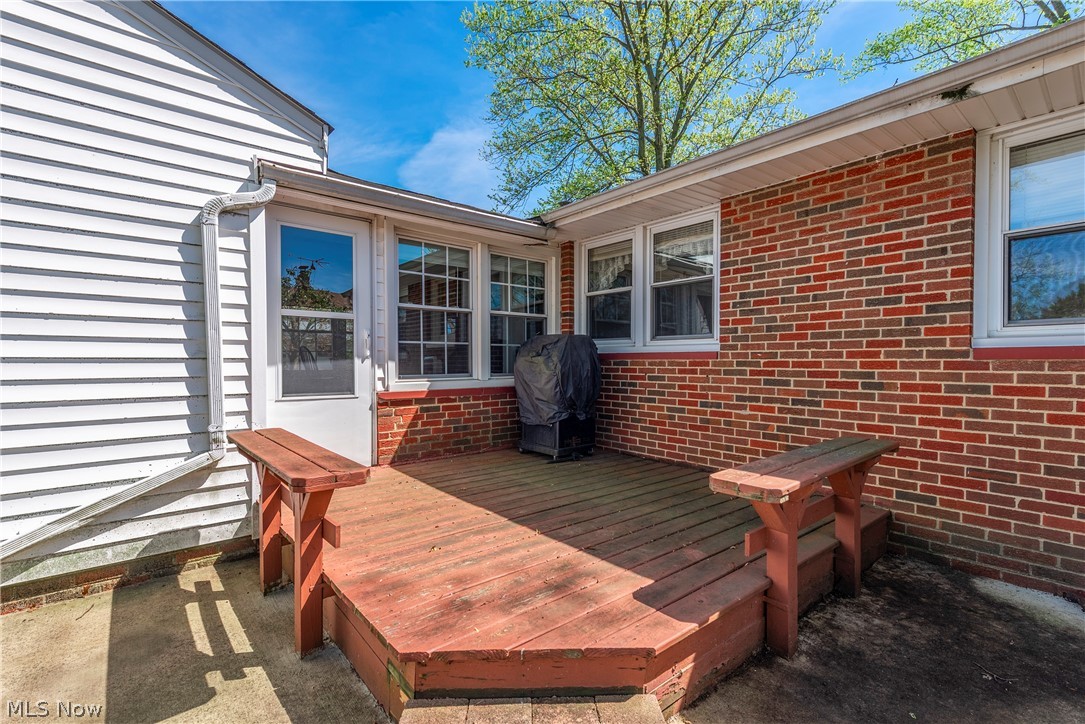 23216 Mildred Avenue North Olmsted OH 44070