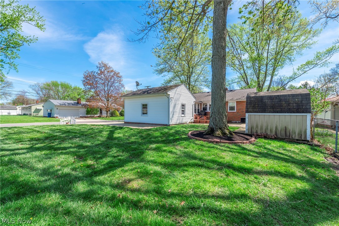 23216 Mildred Avenue North Olmsted OH 44070
