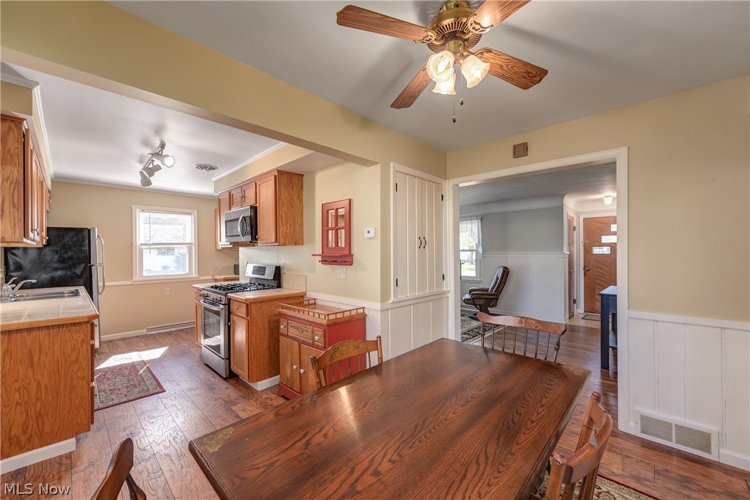 23216 Mildred Avenue North Olmsted OH 44070