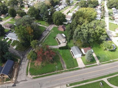 306 E State Street Barberton OH 44203