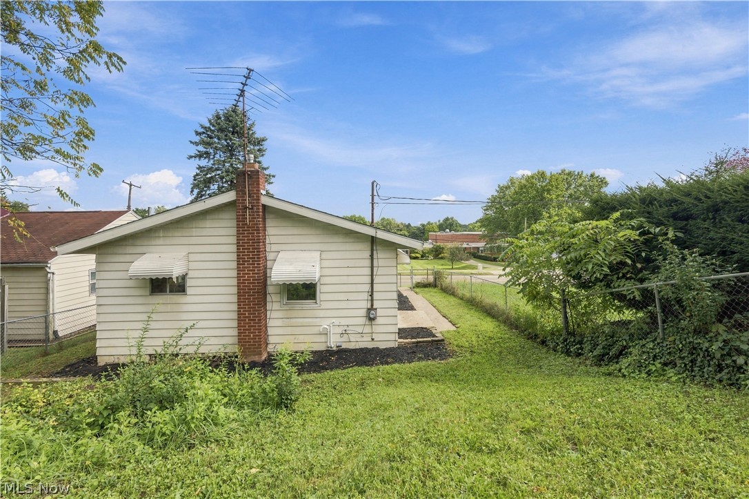 306 E State Street Barberton OH 44203
